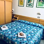 Pozzi Hotel *